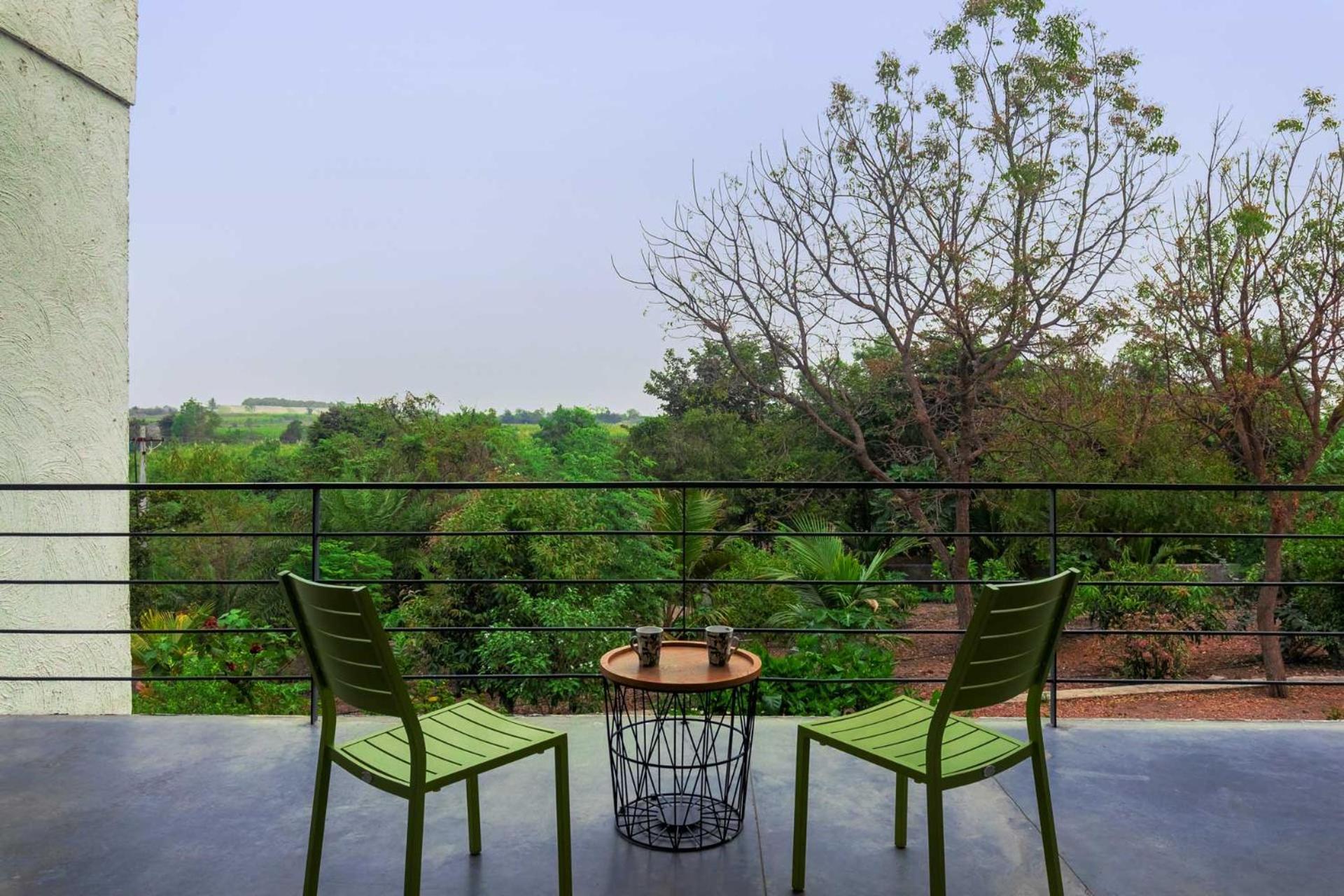 Open House By Stayvista - Nestled In Nature, Featuring A Swimming Pool & Expansive Lawn For A Serene Retreat Shikrapur 外观 照片