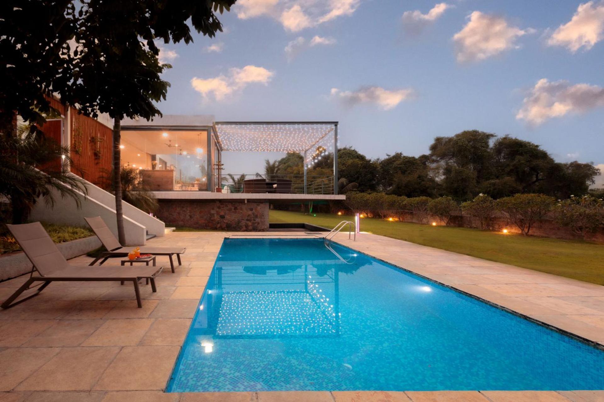 Open House By Stayvista - Nestled In Nature, Featuring A Swimming Pool & Expansive Lawn For A Serene Retreat Shikrapur 外观 照片